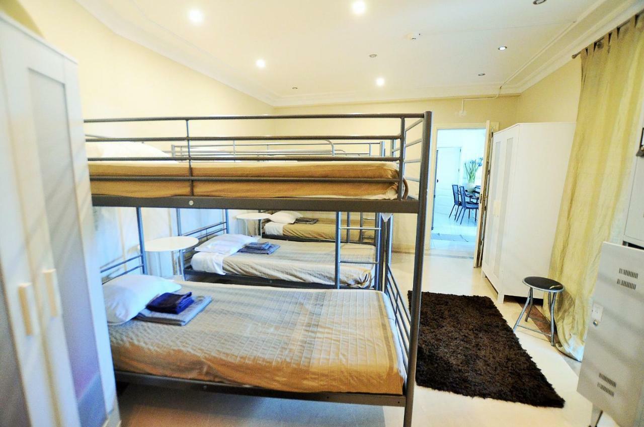 Bed in 8-Bed Mixed Dormitory Room,895303687:JPEG