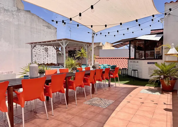 Orange Terrace Hostel Albufeira