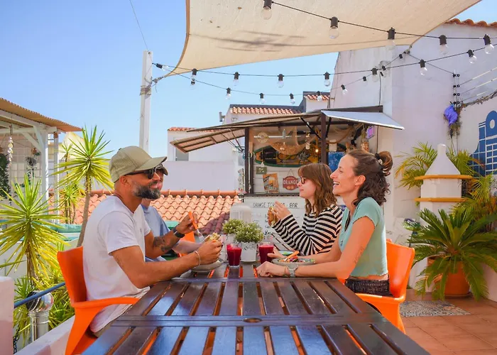 Orange Terrace Hostel Albufeira